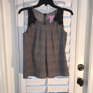NWOT Candies Top